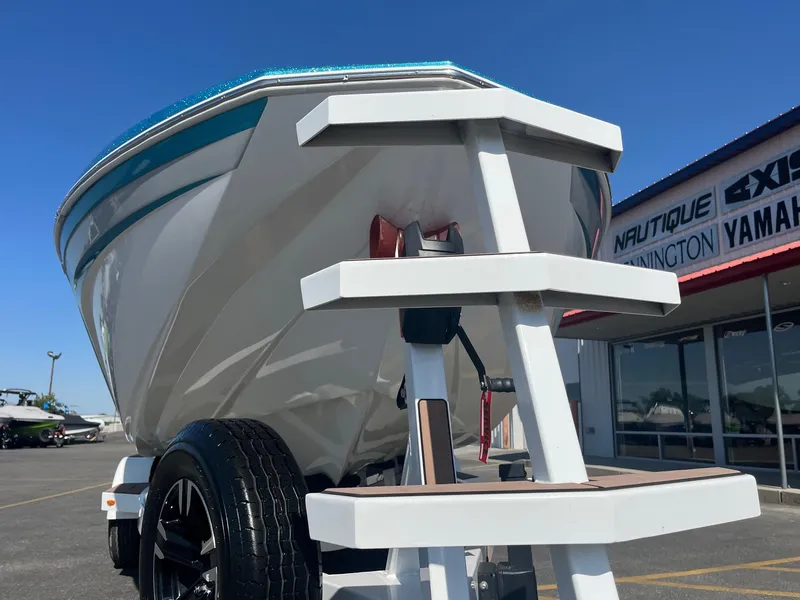 Slide: The Image of Tigé ZX1 2022 - 11