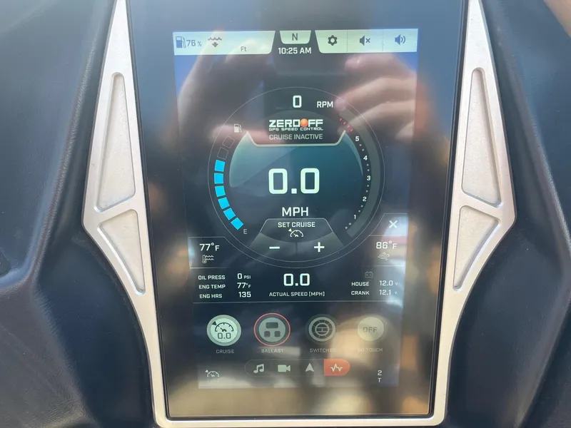 Slide: The Image of Tigé ZX1 2022 - 33