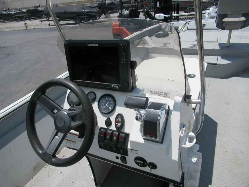 Slide: The Image of SeaArk Big Daddy CC 2018 - 8