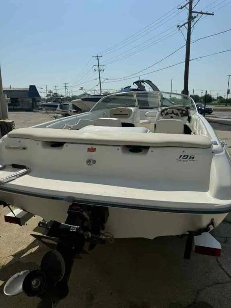 Slide: The Image of Sea Ray 195 1995 - 7