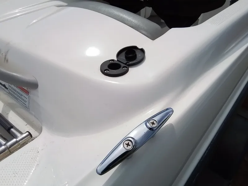 Slide: The Image of Bayliner 175 Bowrider 2011 - 10