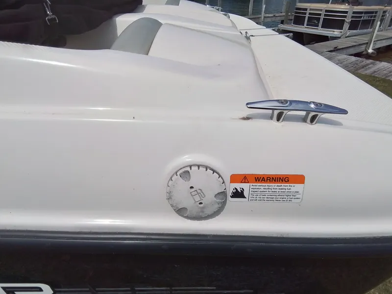 Slide: The Image of Bayliner 175 Bowrider 2011 - 14