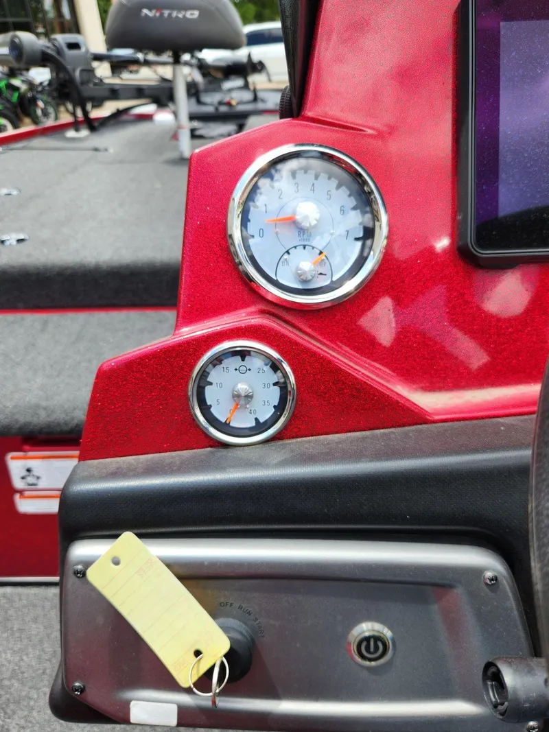 Slide: The Image of Nitro Z19 2022 - 19