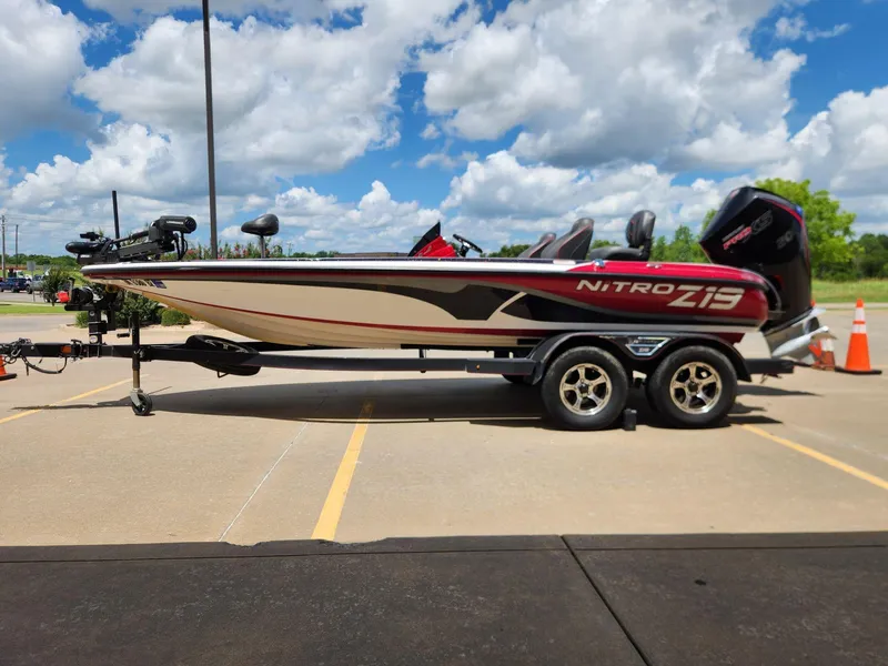 Slide: The Image of Nitro Z19 2022 - 5