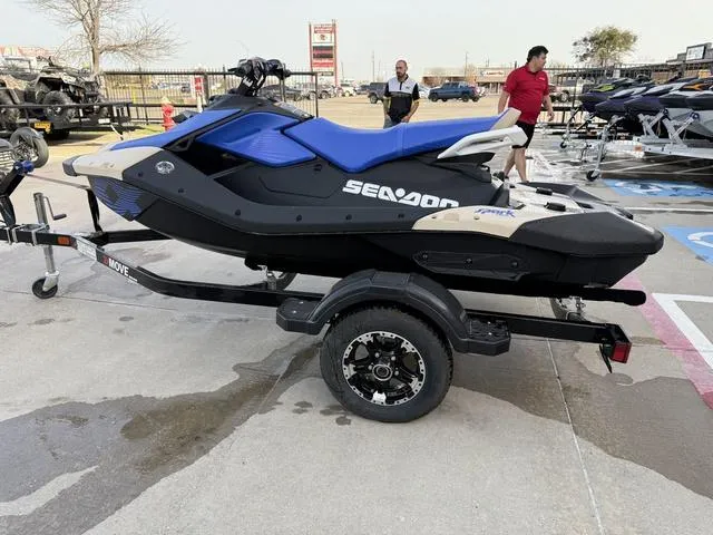 Slide: The Image of Sea-Doo Spark Trixx For 3 Rotax 900 ACE - 90 Ibr A 2025 - 5