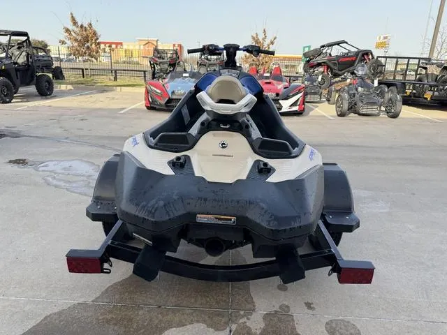 Slide: The Image of Sea-Doo Spark Trixx For 3 Rotax 900 ACE - 90 Ibr A 2025 - 7