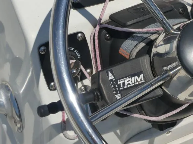 Slide: The Image of Mako 21 LTS 2015 - 24