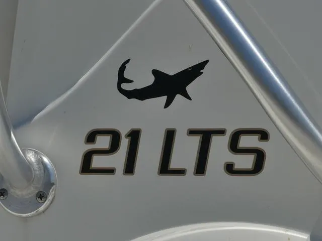 Slide: The Image of Mako 21 LTS 2015 - 9