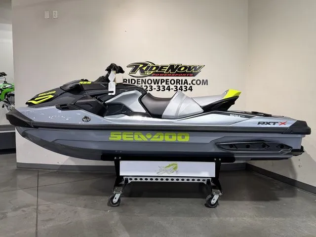 The Image of Sea-Doo RXT-X 2025 - 1