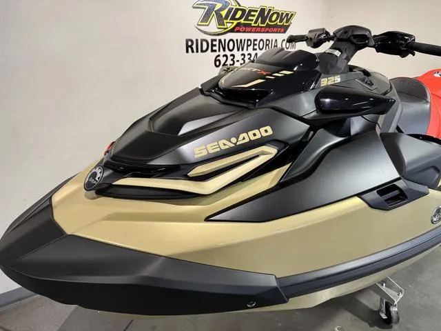 Slide: The Image of Sea-Doo RXT-X 2025 - 15