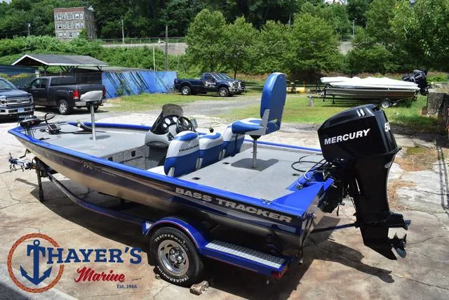 Slide: The Image of Tracker Pro Team 175 TX 2006 - 10