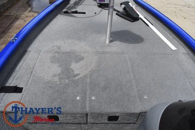 Slide: The Image of Tracker Pro Team 175 TX 2006 - 16