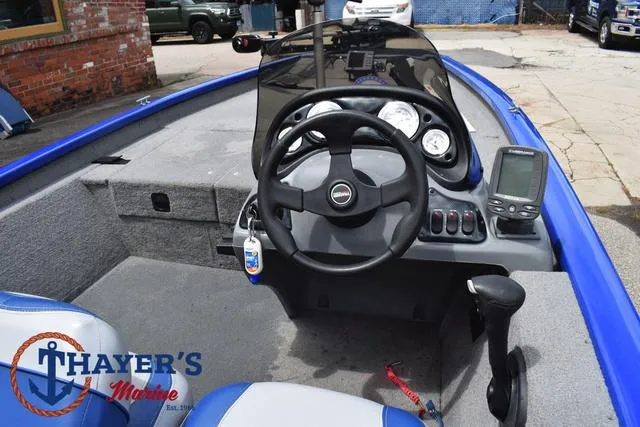 Slide: The Image of Tracker Pro Team 175 TX 2006 - 26