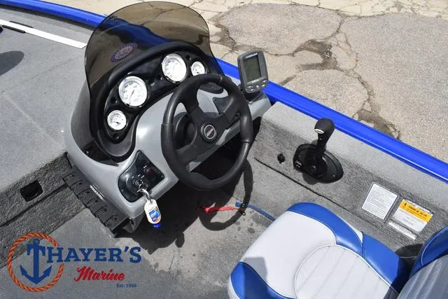 Slide: The Image of Tracker Pro Team 175 TX 2006 - 27