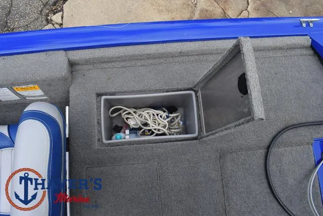 Slide: The Image of Tracker Pro Team 175 TX 2006 - 32