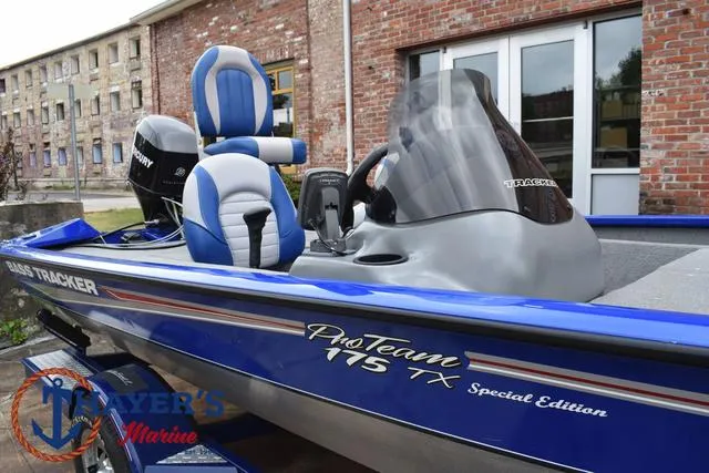 Slide: The Image of Tracker Pro Team 175 TX 2006 - 39