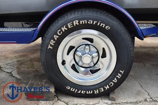 Slide: The Image of Tracker Pro Team 175 TX 2006 - 7