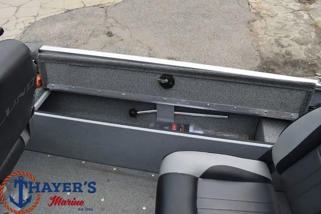 Slide: The Image of Lund 1600 Rebel SS 2016 - 12