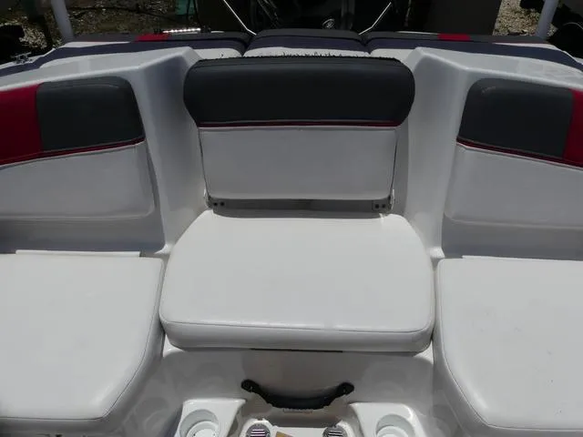 Slide: The Image of Tahoe T16 2021 - 8