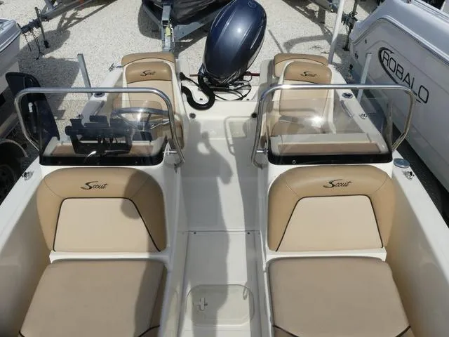 Slide: The Image of Scout 175 Sport Dorado 2018 - 15