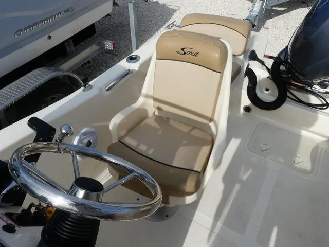 Slide: The Image of Scout 175 Sport Dorado 2018 - 8