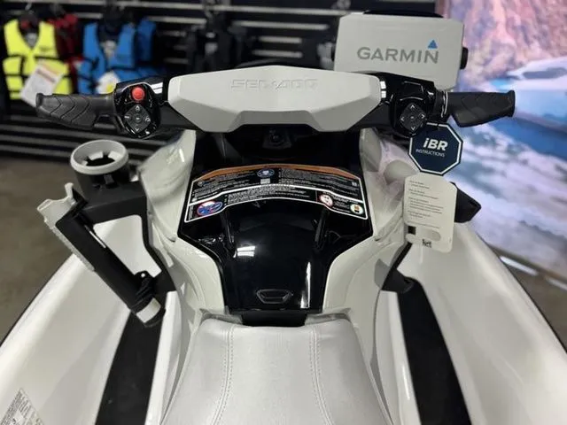 Slide: The Image of Sea-Doo FISH PRO 2025 - 10