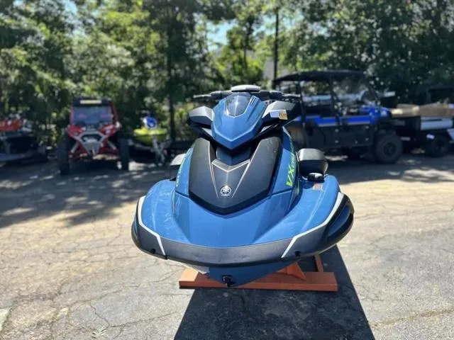 Slide: The Image of Yamaha VX Cruiser HO with Audio 2025 - 4