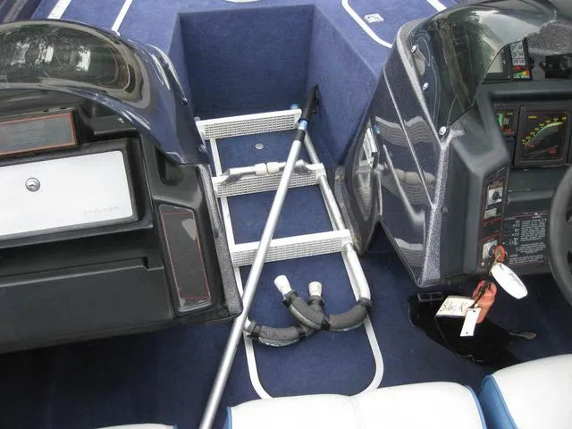 Slide: The Image of Bayliner Bass Striker 1987 - 11