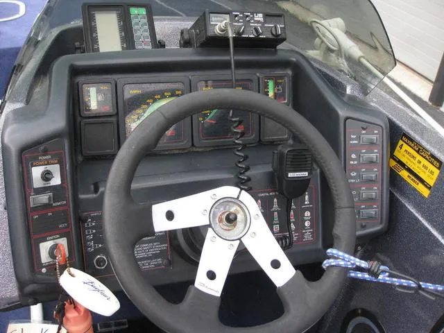 Slide: The Image of Bayliner Bass Striker 1987 - 13