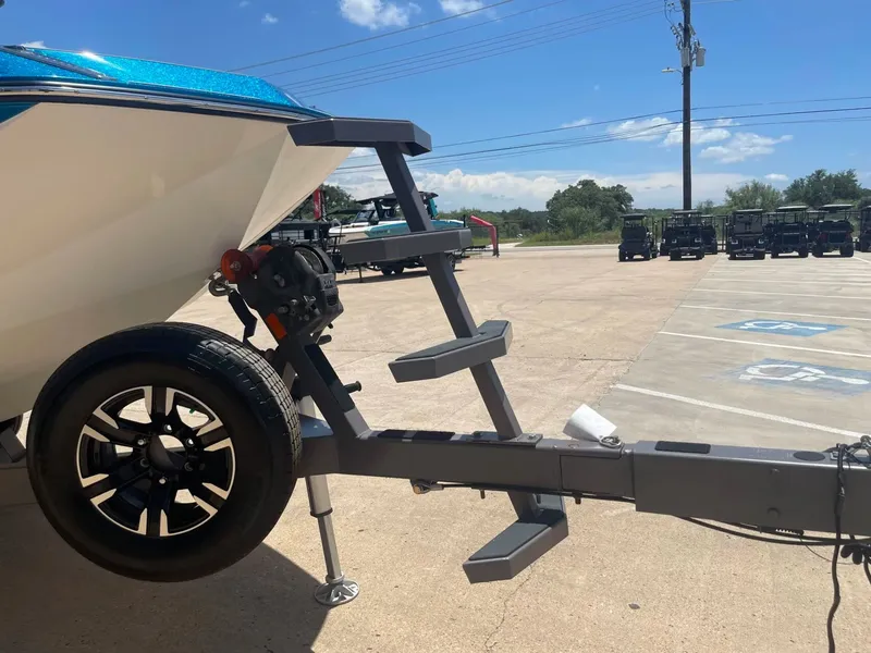 Slide: The Image of Nautique G23 2018 - 31