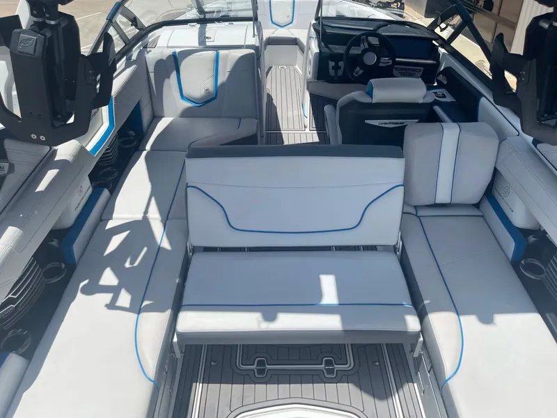 Slide: The Image of Nautique G23 2018 - 6