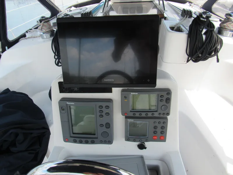 Slide: The Image of Sailing yacht Hunter 466 cockpit with navigation instruments, 2002 model. - 25