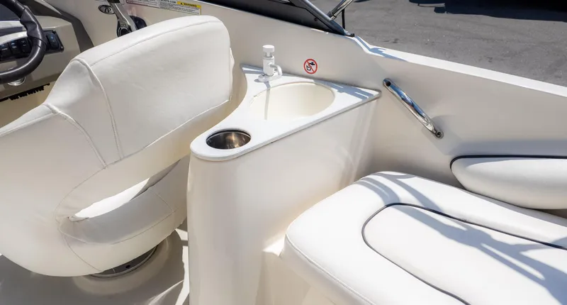 Slide: The Image of Stingray 201DS 2020 - 11