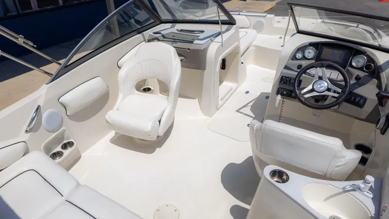 Slide: The Image of Stingray 201DS 2020 - 13