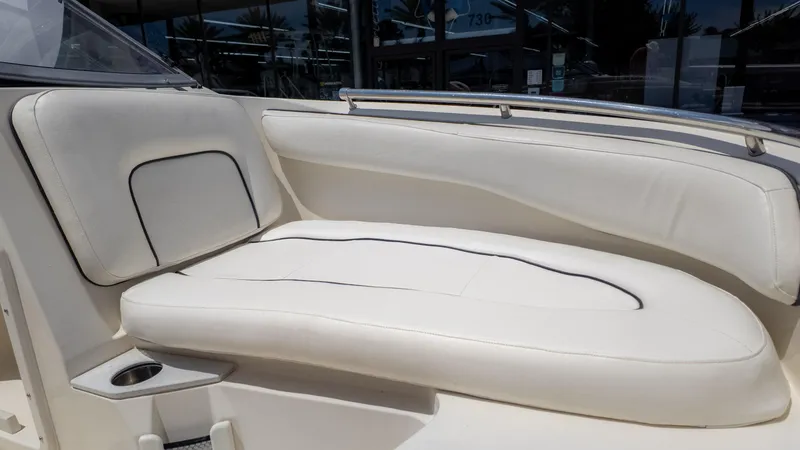 Slide: The Image of Stingray 201DS 2020 - 21