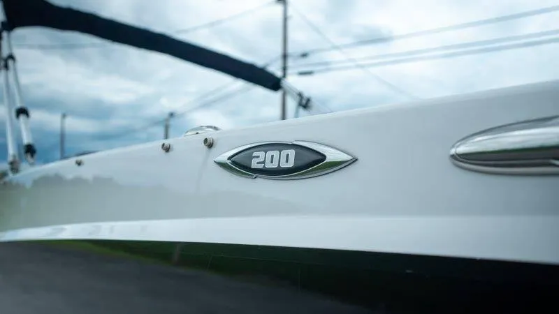 Slide: The Image of Glastron GTD 200 2018 - 14