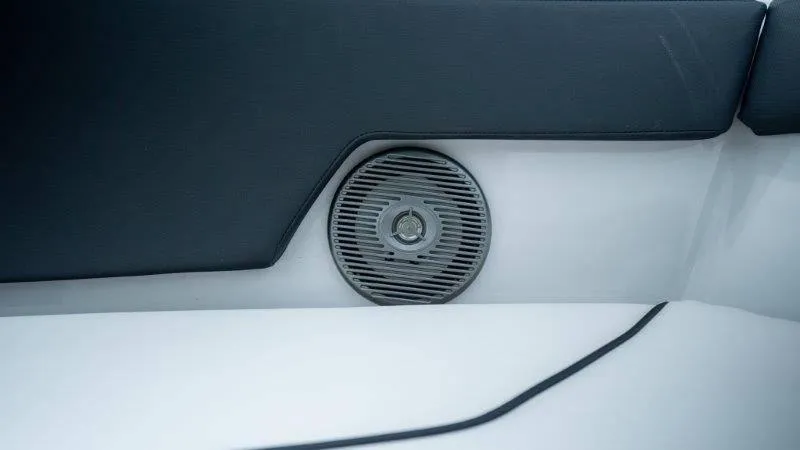 Slide: The Image of Glastron GTD 200 2018 - 17