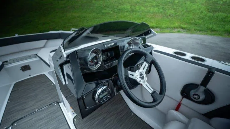 Slide: The Image of Glastron GTD 200 2018 - 20