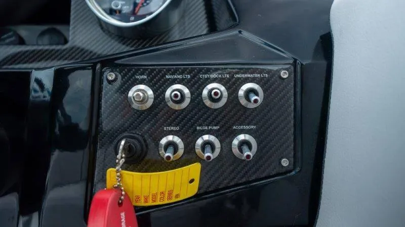 Slide: The Image of Glastron GTD 200 2018 - 24