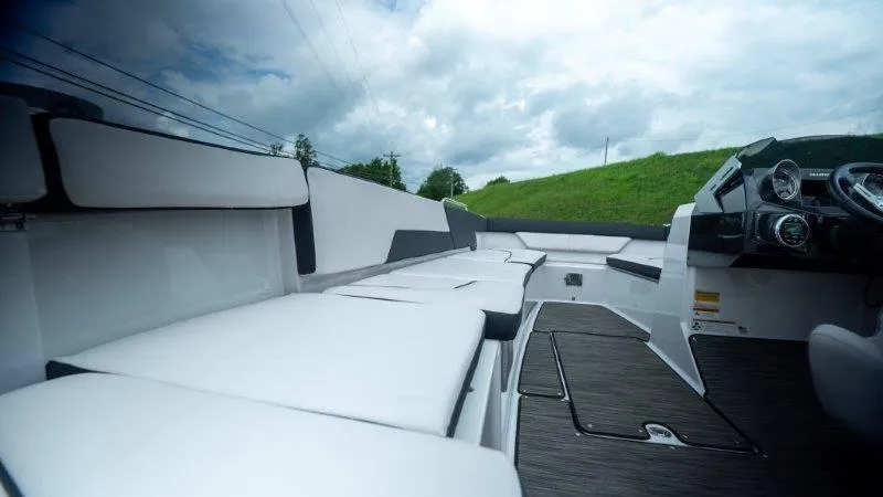 Slide: The Image of Glastron GTD 200 2018 - 28