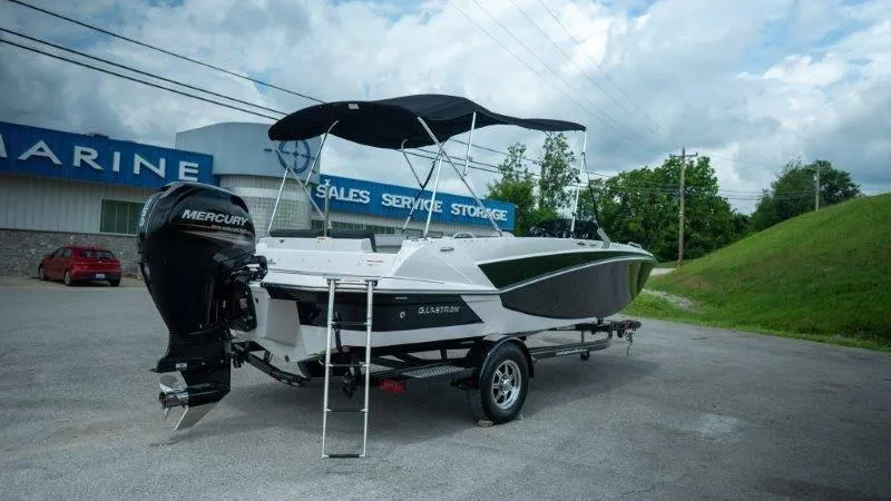 Slide: The Image of Glastron GTD 200 2018 - 31