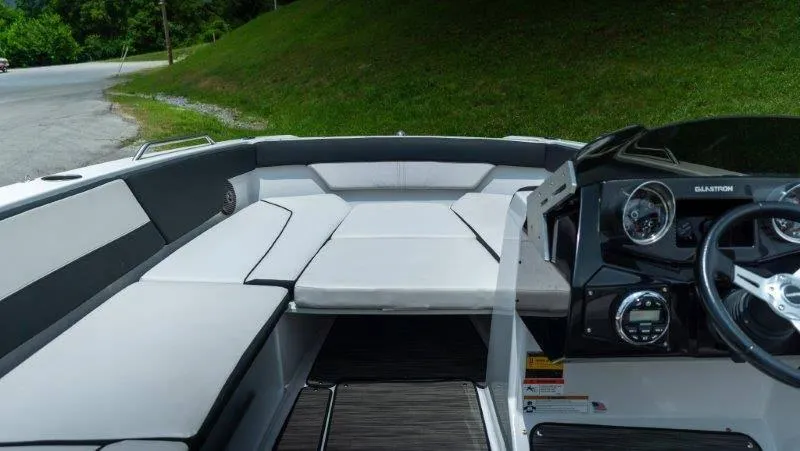 Slide: The Image of Glastron GTD 200 2018 - 68