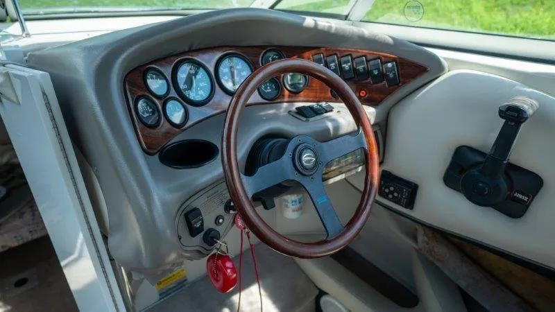 Slide: The Image of Crownline Boats 210 CCR 1998 - 114