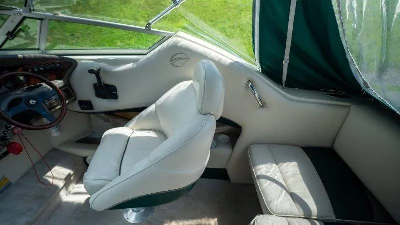 Slide: The Image of Crownline Boats 210 CCR 1998 - 119