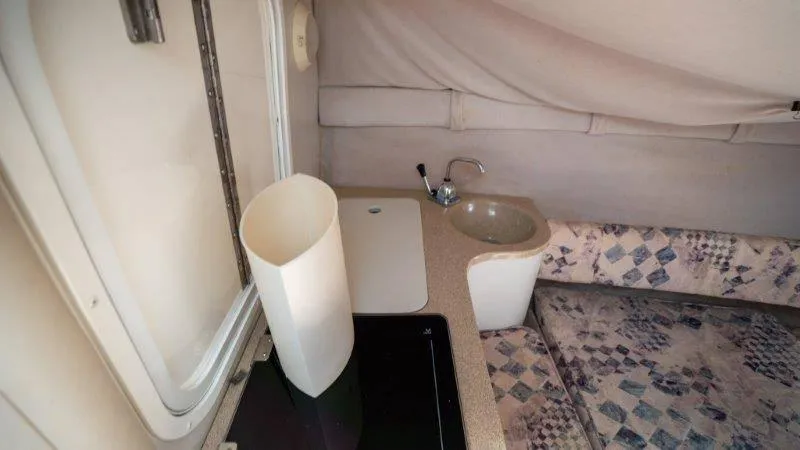 Slide: The Image of Crownline Boats 210 CCR 1998 - 125