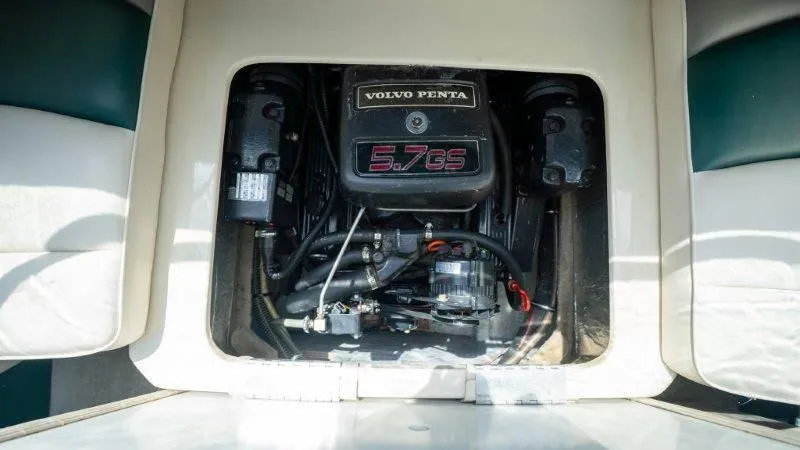 Slide: The Image of Crownline Boats 210 CCR 1998 - 126