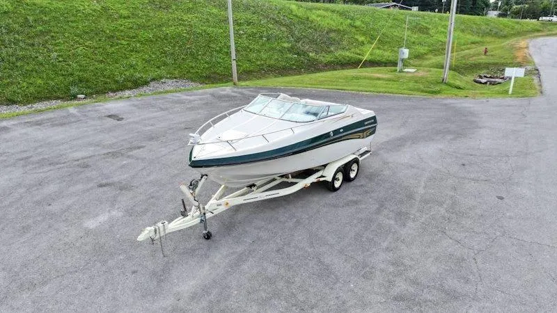 Slide: The Image of Crownline Boats 210 CCR 1998 - 17