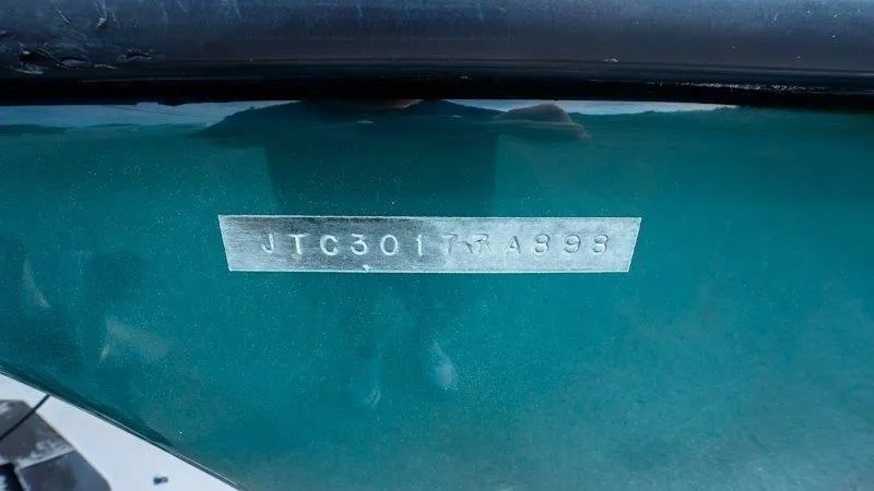 Slide: The Image of Crownline Boats 210 CCR 1998 - 20