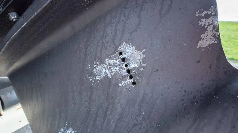 Slide: The Image of Crownline Boats 210 CCR 1998 - 25