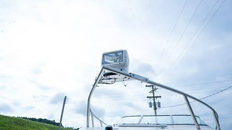 Slide: The Image of Crownline Boats 210 CCR 1998 - 28